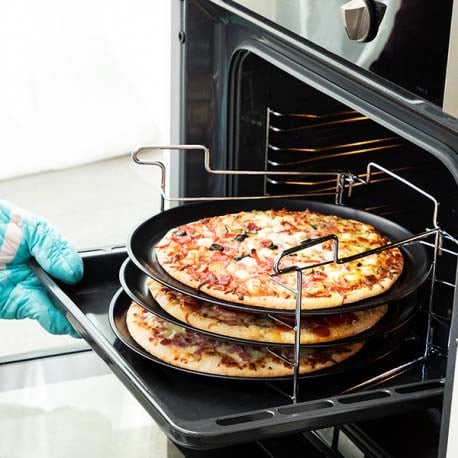 Luxury wedding gifts for couple - Pizza Baking Set