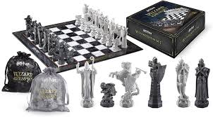 gift ideas for harry potter fans - Harry Potter Wizard Chess set