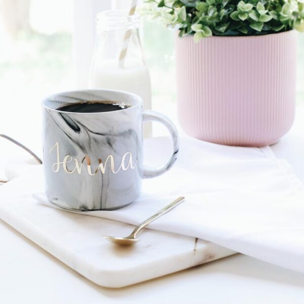 HandLetteringLaura Personalized Marble Mug