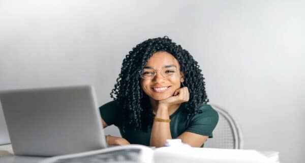 The Body Language Mistakes Women Make at the Workplace - 21