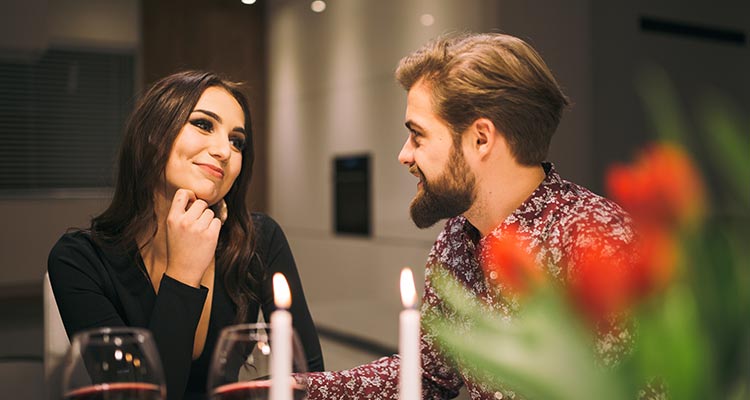10 Ways a Guy Reacts When He Thinks a Girl Is Out of His League - 21