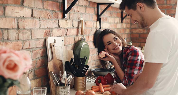 Cook a meal for her