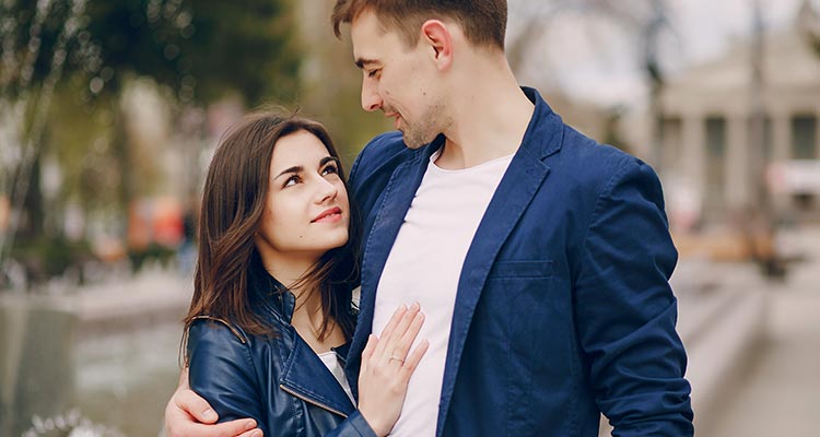how to date a married man