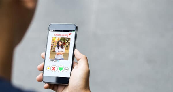 Can you use tinder if you re under 18