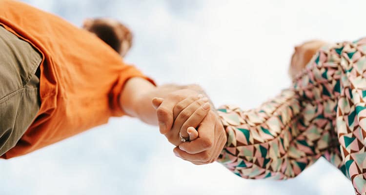 We couldn t marry because of family  honour  - 44