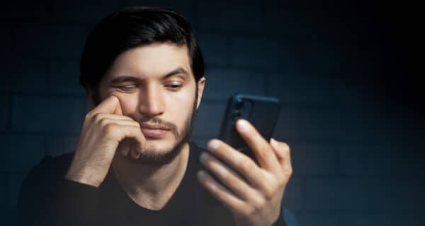 Trust Issues   10 Signs You Find It Difficult To Trust Anyone - 80