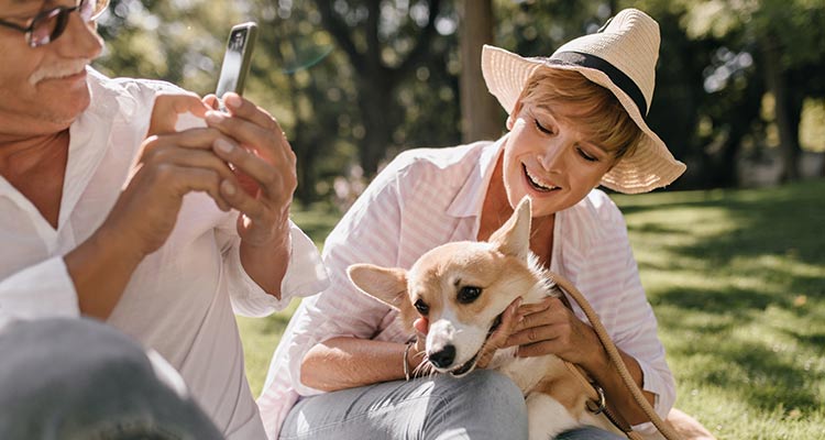 couples with pets