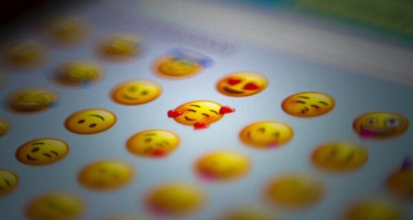 Emojis guys use when they love you