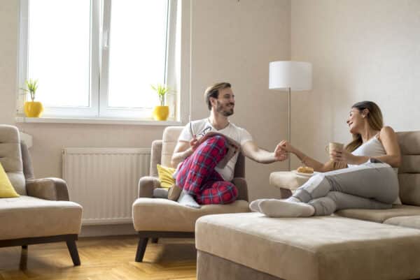 Los tipos de relaciones incluyen una dinámica codependiente.