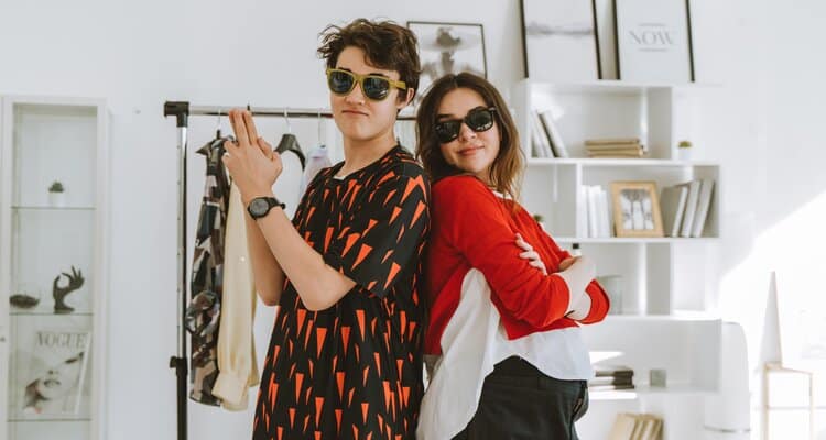 11 Signs You Are In A Love-Hate Relationship