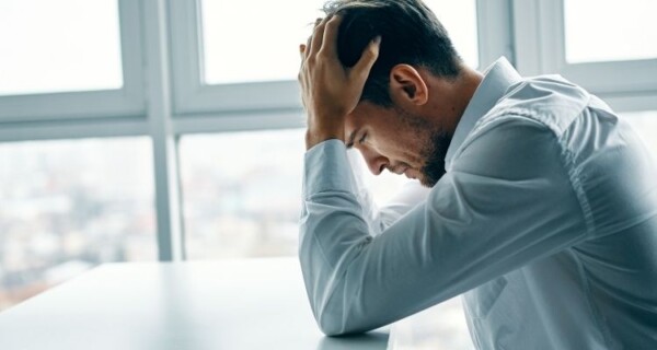 Do Cheaters Suffer