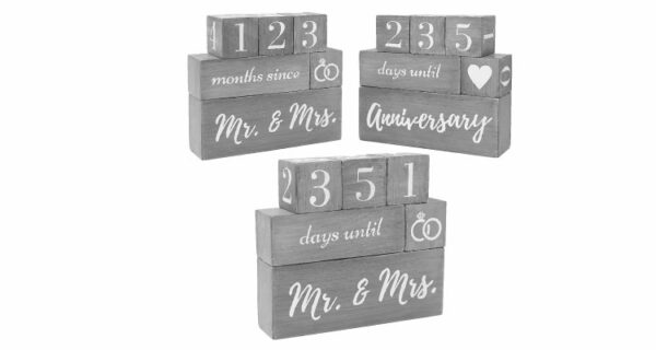 Cute engagement gifts - Wedding countdown calendar 