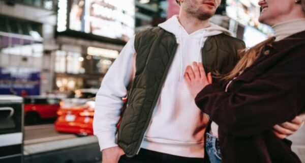 17 Signs Of Sexual Tension You Cannot Ignore   And What To Do - 33