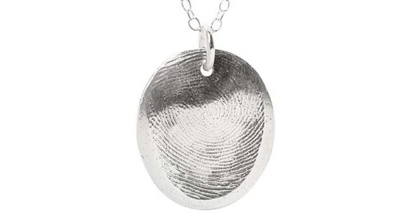 diy romantic gifts for her-fingerprint necklace