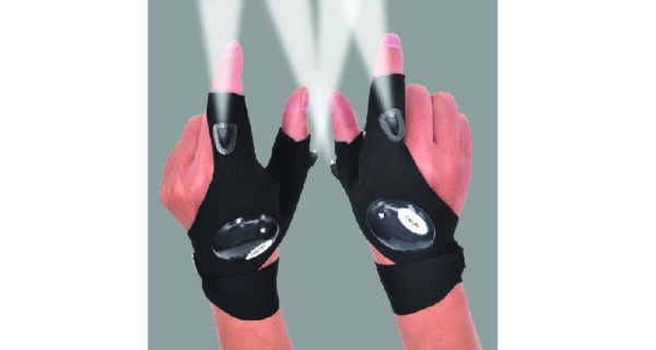 30 Meaningful father of the bride gift ideas - flashlight glove