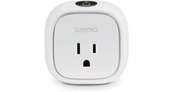 30 Meaningful father of the bride gift ideas - smart plug