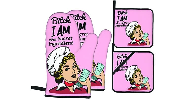 21 Wickedly Funny Gifts For Your Girlfriend That'll Make Her LOL