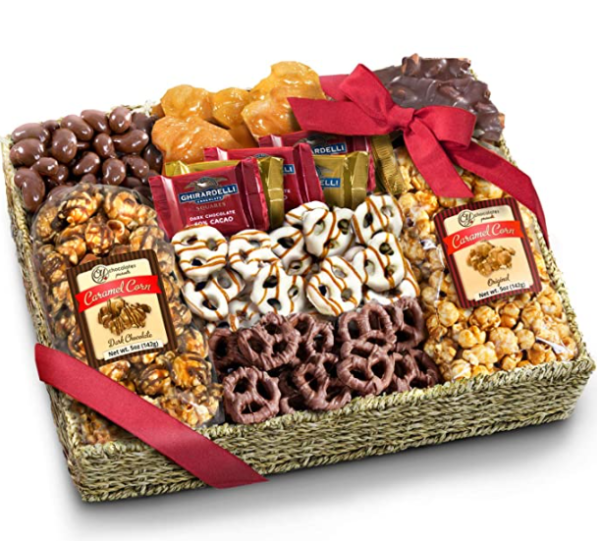 christmas presents for parents - snacks basket