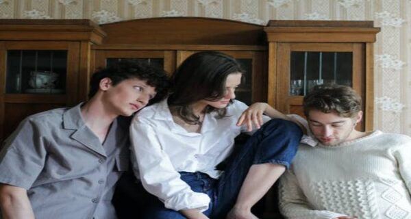 jealousy in polyamory can be dealt with