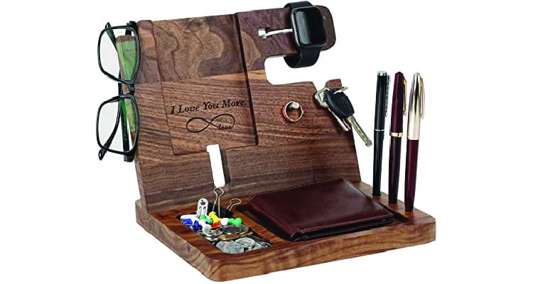 sentimental gifts for boyfriend docking station