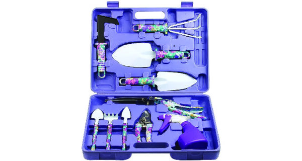 Birthday gift for mother: Gardening tool set