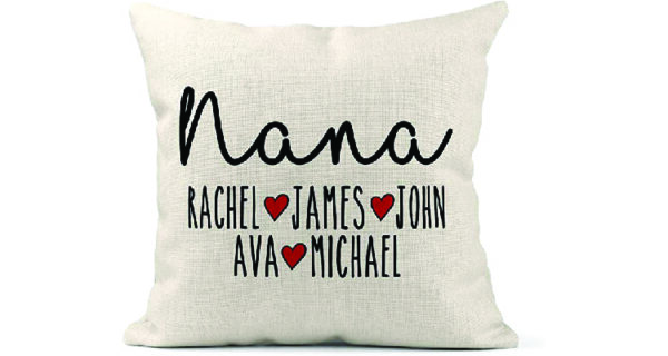 Personalized gifts for mom birthday: Cushion