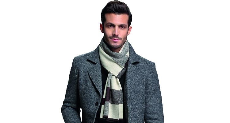 gift ideas for new boyfriend - knit scarf