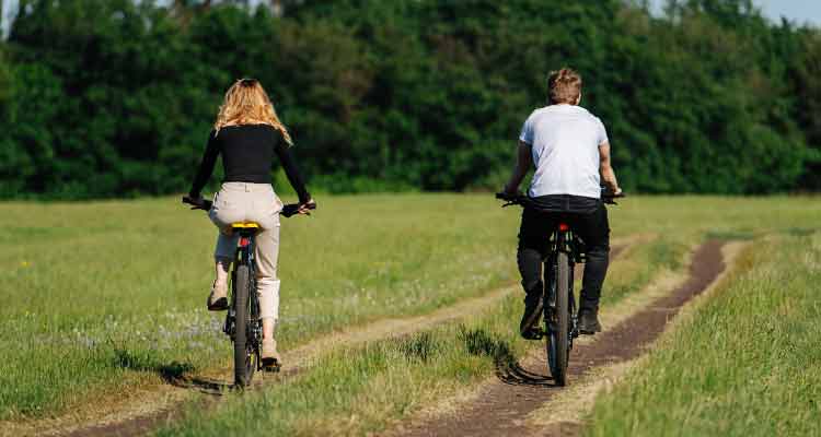 Fall activities for couples