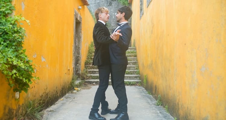 wedding gifts for gay couples