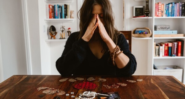 Relationship Bully – What Is It And 5 Signs You Are A Victim 2 effects of relationship bullying