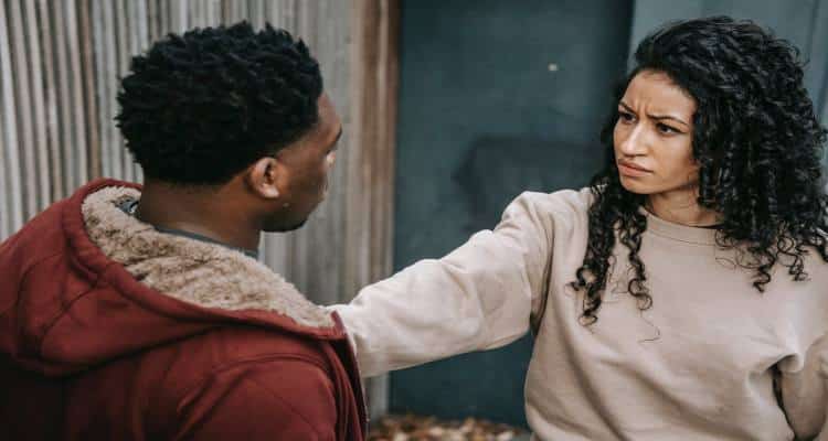 9 Reasons Your Girlfriend Is Mean To You And 5 Things You Can Do
