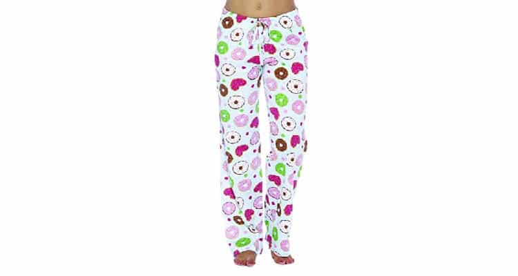 Cute graphic PJs-valentine's outfit ideas