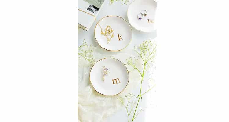 wedding party favor ideas - personalized ring dishes