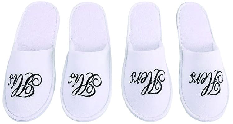 Cute matching gifts for couples: Bath slippers