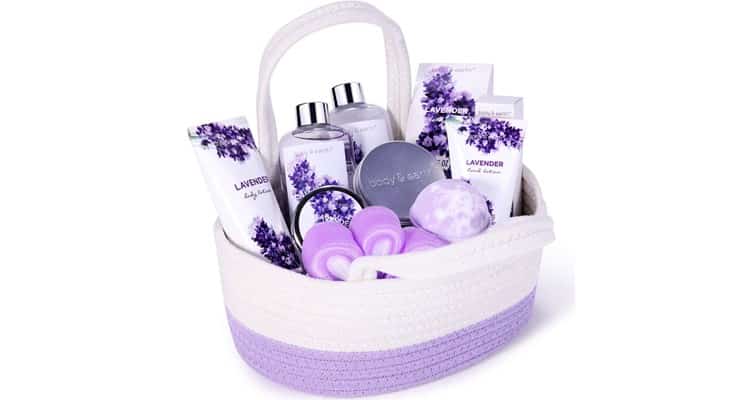 romantic date ideas at home - spa gift basket