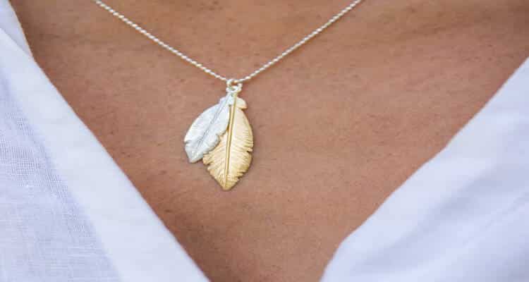 necklaces with special meaning- feathers 