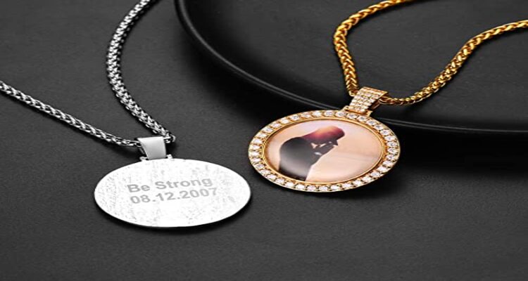necklaces with special meanings- picture necklace