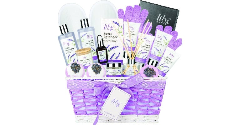 5 love languages gifts - spa kit