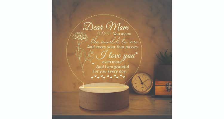 Birthday gifts for mom: Night lamp