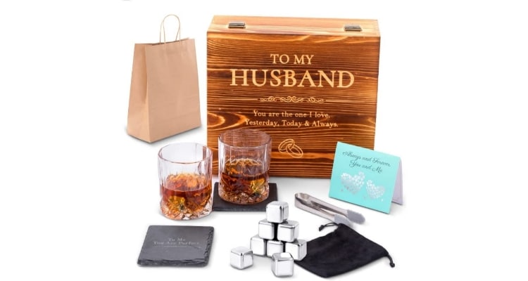 Stainless steel whiskey stones and glasses