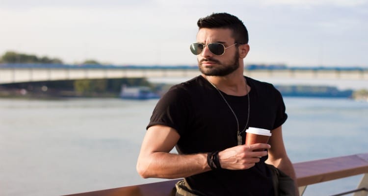 11 Early Signs He's A Player And Isn’t Serious About You 2 things a player will say to you