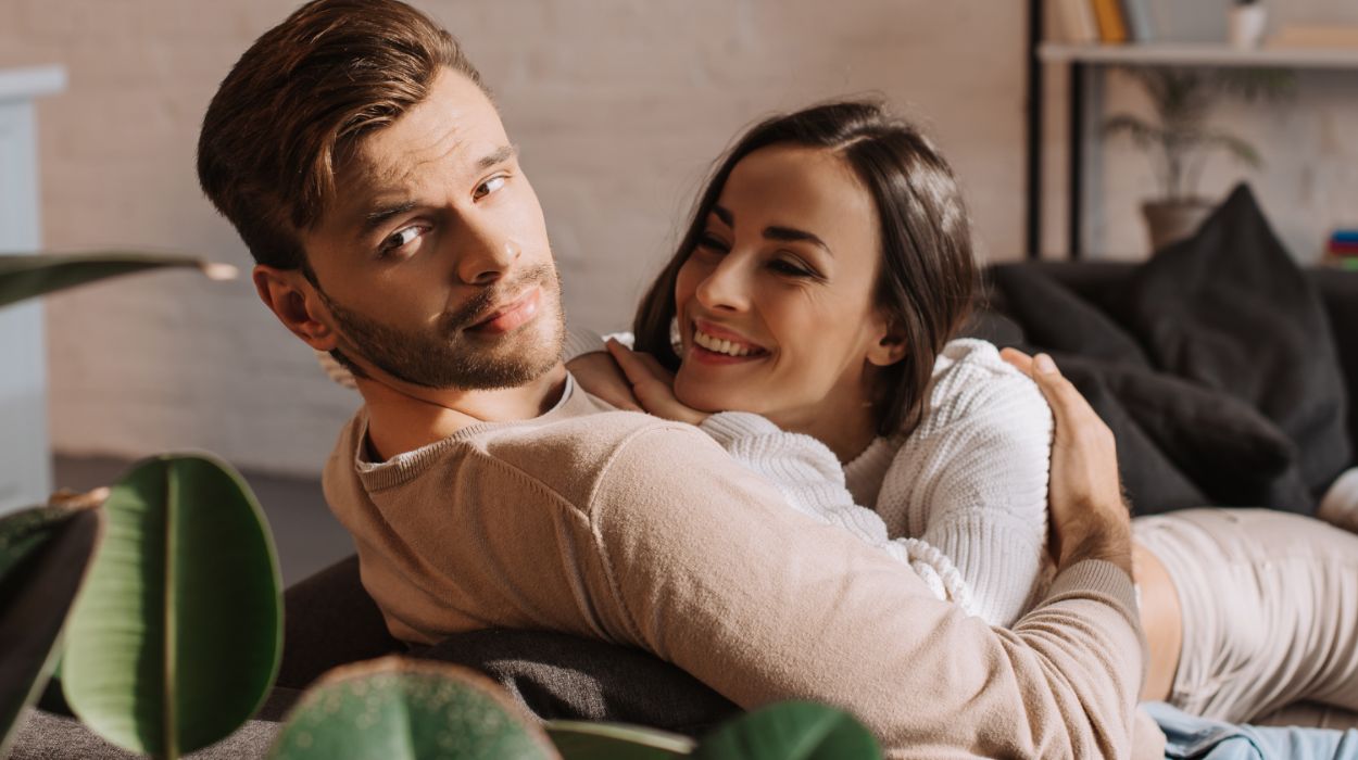 signs your partner is dismissive