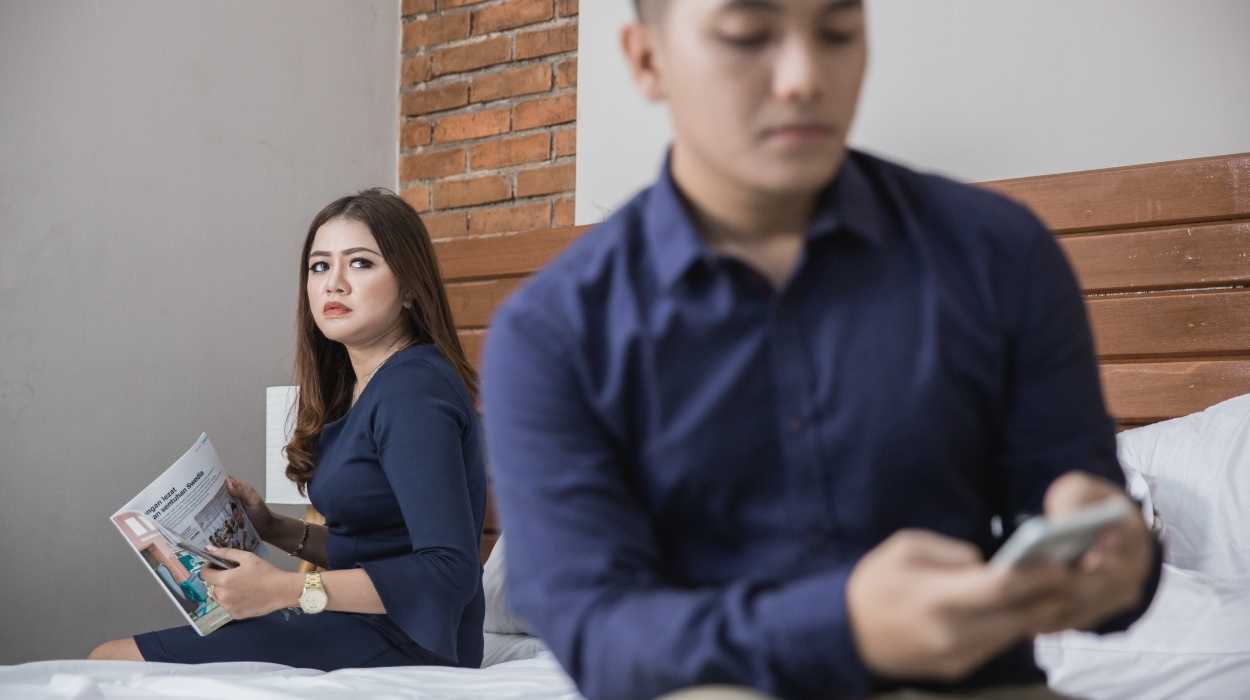 What Does Being Sneaky In A Relationship Mean And Signs Your Partner Is Sneaky