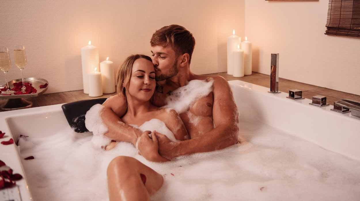 romantic things to do with your girlfriend at home