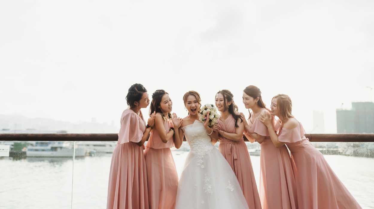 Tips for buying satin bridesmaid dresses