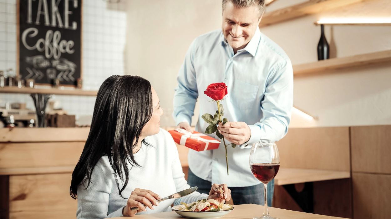 meaning of simping in relationships